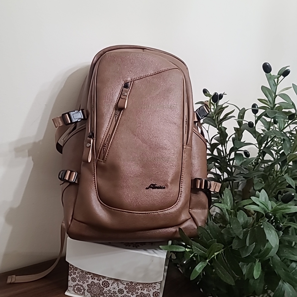 AFRETER Vegan Leather Laptop Backpack for Women&Men, PU Vintage Travel 👌